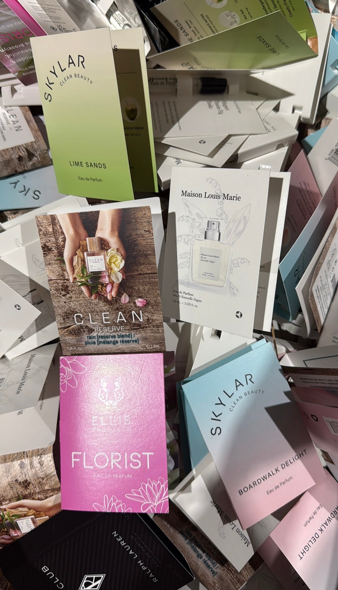 100 pcs Perfume sample mix