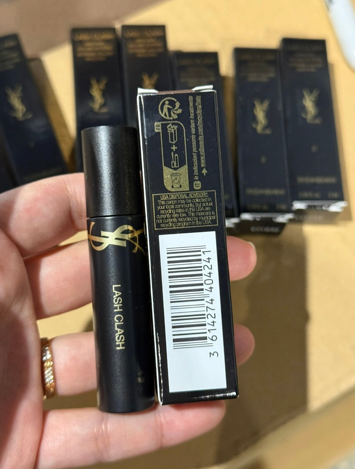 #2 Mini YVES SAINT LAURENT Lash Clash
Extreme Volume Mascara mini 2ml
